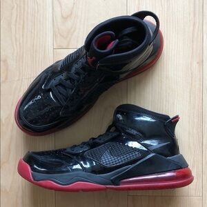 Jordan Mars 270 Athletic Shoes